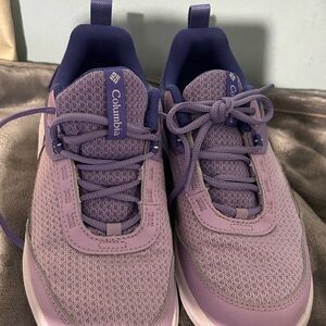 Columbia Women's Lavender Athletic Sneakers